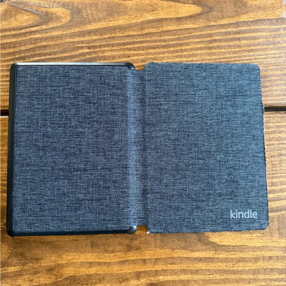Kindle Charcoal Cover